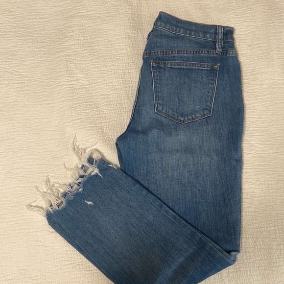 J Crew- Slim broken in boyfriend Jean size 25 - Picture 2 of 3